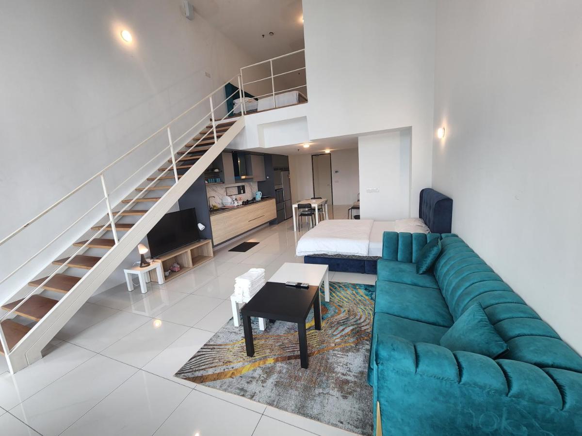 Sunrise Gurney Premium Executive City/Seafront Suite - Penang George Town Exterior photo